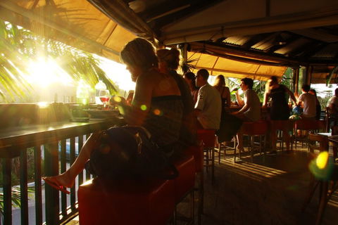 Balcony Bar And Oyster Co. - Pubs Perth 4