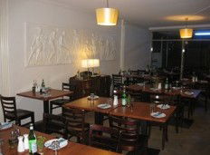 Ella Messa - Pubs Perth 1