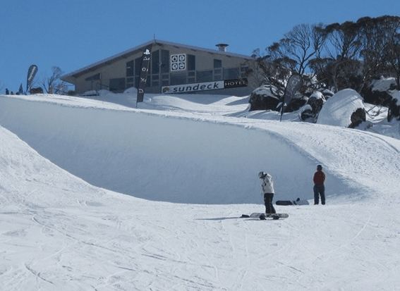 Sundeck Hotel - Pubs Perth 3
