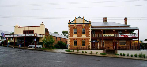 Beatty Hotel - Pubs Perth 1