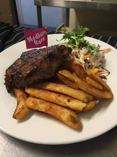 Duke Of Edinburgh Hotel - Pubs Perth 1