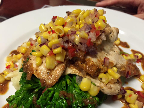 Duke Of Edinburgh Hotel - Pubs Perth 4