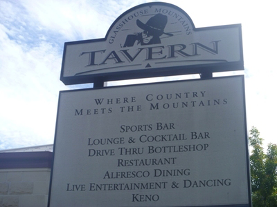 Glass House Mountains Tavern - Pubs Perth 1