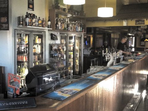 Hotel Cecil Casino - Pubs Perth 3