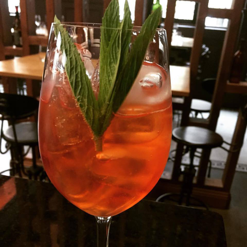 Reserve Wine Bar - Pubs Perth 4