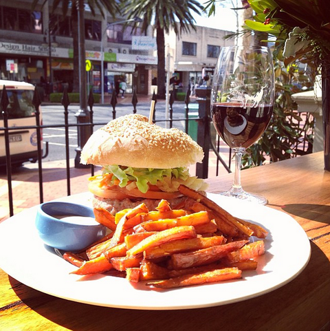 The Pig & Tinder Box - Pubs Perth 2