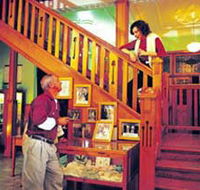 Hotel Corones - Pubs Perth