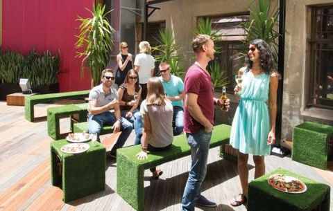 Oasis Bar - Pubs Perth 0