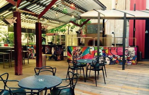 Oasis Bar - Pubs Perth 2