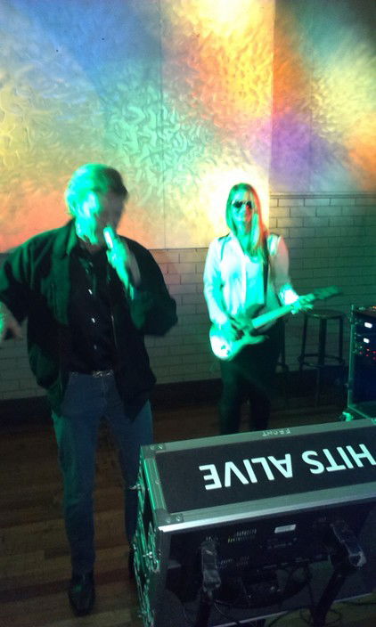 Hits Alive Karaoke & DJ's - Pubs Perth 2