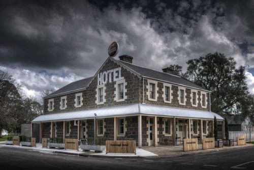 Wingeel ACT Pubs Perth