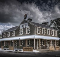 Inverleigh Hotel - Pubs Perth