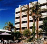 Indian Ocean Hotel - Pubs Perth 1