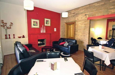 The Whistle Stop Tavern - Pubs Perth 0