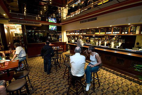 The Coach & Horses Hotel - Pubs Perth 3