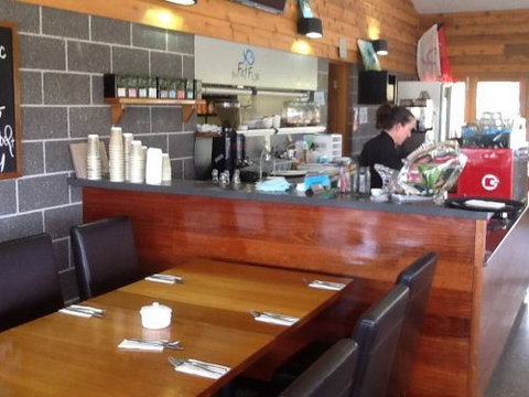 Fat Fish Beachfront Bistro - Pubs Perth 2