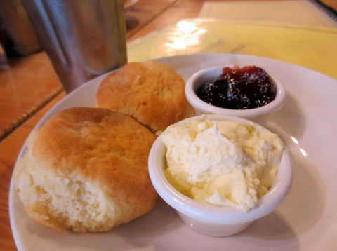 Elly’s Coffee Lounge - Pubs Perth 2