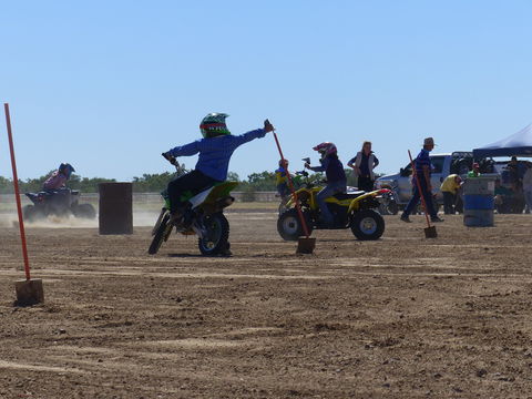 Betoota Horse And Motorbike Gymkhana - Pubs Perth 2