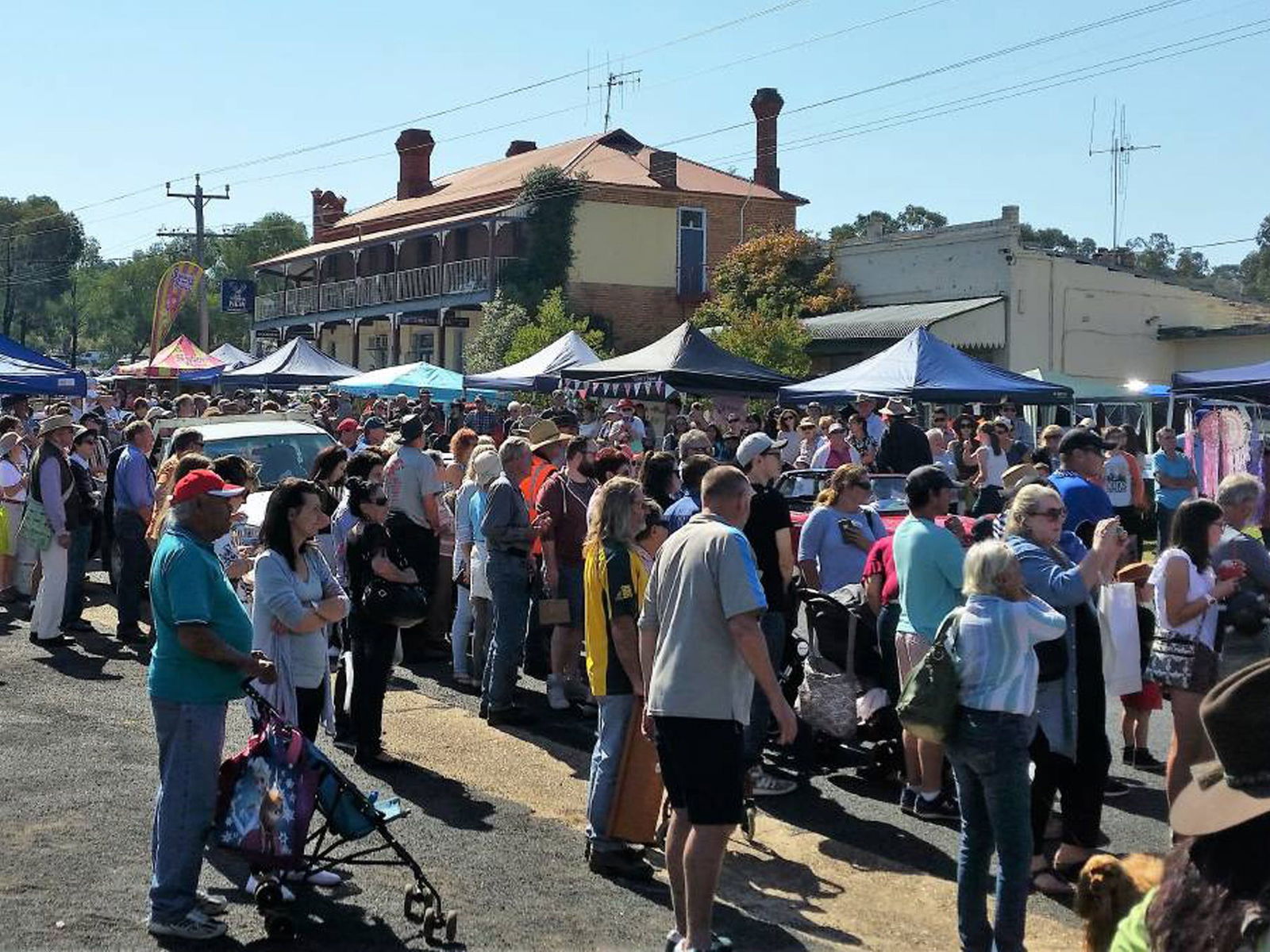 Curra Creek NSW Pubs Perth