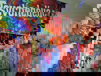 Psychedelic 70s Show The Retro Girls