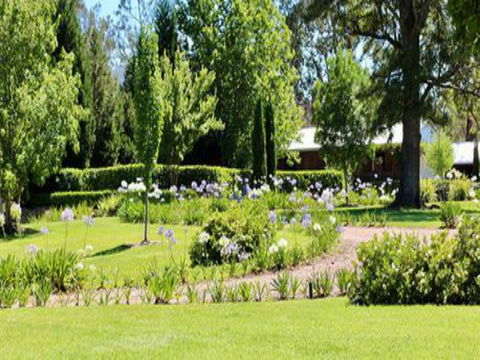 The Paterson Allyn Garden Ramble - Pubs Perth 1