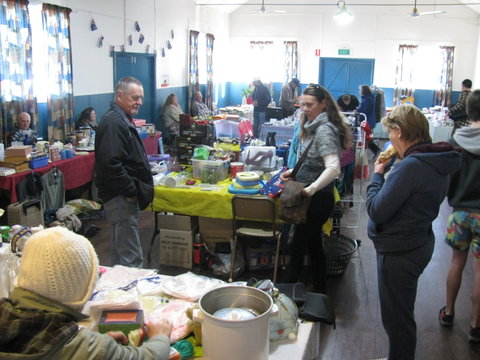 Trash And Treasure At East Kurrajong - Pubs Perth 2