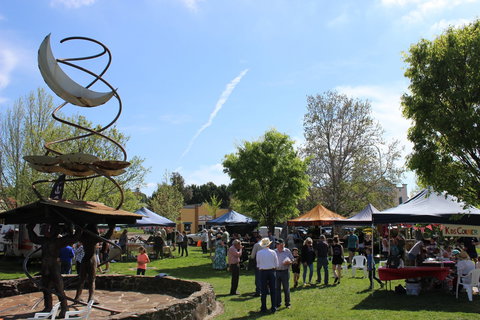 Walcha Farmers' Market - Pubs Perth 1