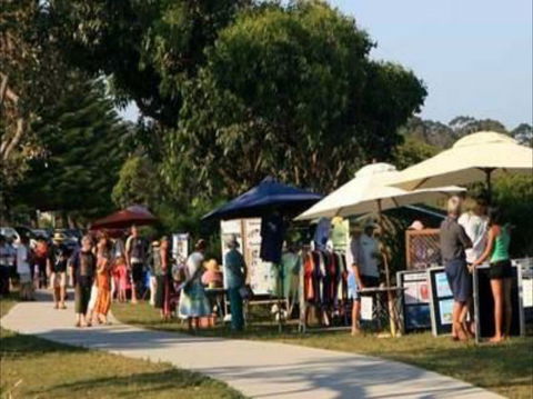 Art On The Path  October - Pubs Perth 0