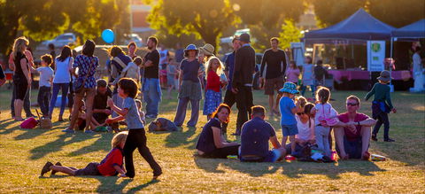 Castlemaine Artists Market - Pubs Perth 1