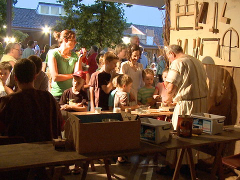 Come To Bethlehem - Pubs Perth 2