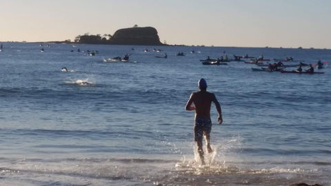 Island Charity Swim - Pubs Perth 1
