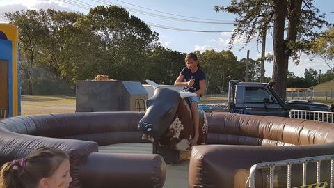 Manilla Minor League New Years Eve Community Carnival - Pubs Perth 1