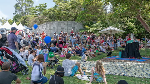 The Christmas Fair Mount Penang Gardens Kariong - Pubs Perth 1