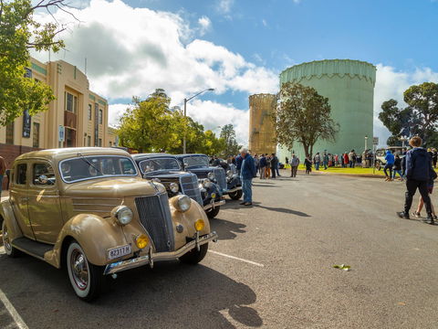 Australian Art Deco Festival Leeton - Pubs Perth 2