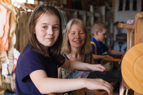Children's School Holiday Weaving Workshops - Pubs Perth 1