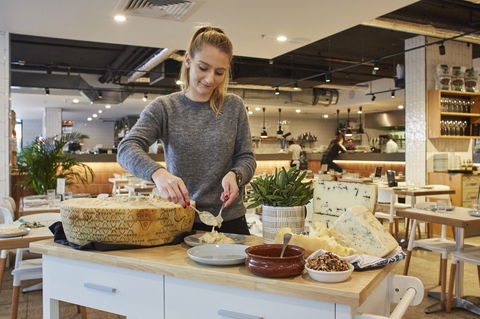 Flaming Cheese Wheel And Wine Experience: Gasworks - Pubs Perth 0