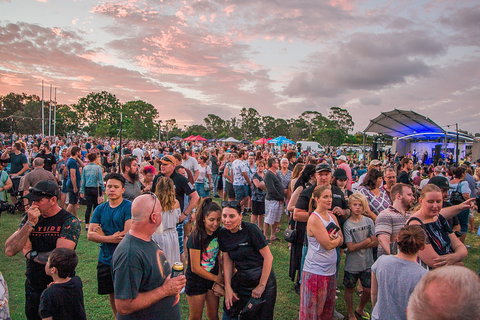 Food N Groove Fridays - Pubs Perth 1