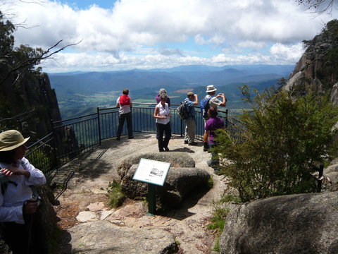 Hedonistic Hiking's Mount Buffalo Hike And Picnic - Pubs Perth 0