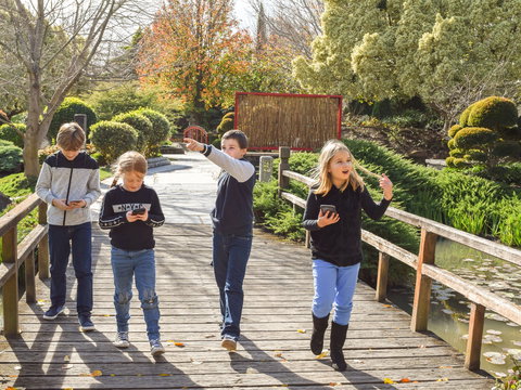 Hunter Valley Gardens Virtual Treasure Trail - Pubs Perth 2