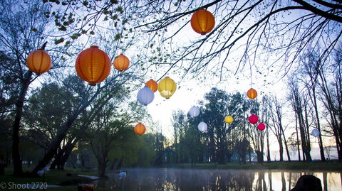 Lanterns On The Lagoon - Pubs Perth 0