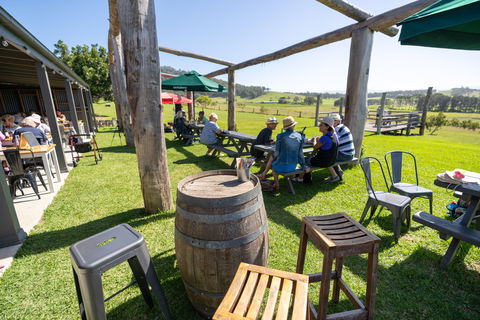 Live Music Sundays At Mountain Ridge Wines - Pubs Perth 0
