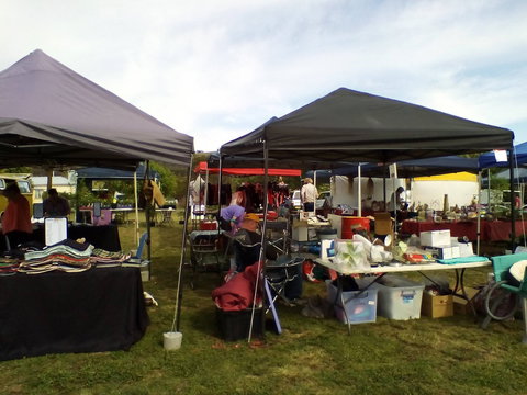 Tarago Craft, Art, Produce Seasonal (CAPS) Market - Pubs Perth 1