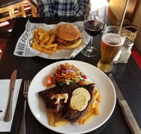 The Spotted Cow - Pubs Perth