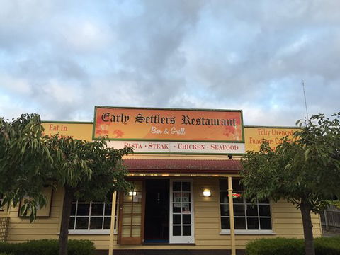 Early Settlers Restaurant - Pubs Perth 0