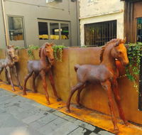 Four Ponies - Pubs Perth