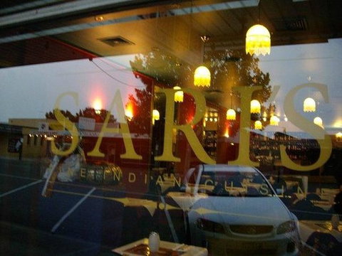 Saris - Pubs Perth 0