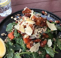 Bonnie and Clydes Pizzeria Horsham - Pubs Perth