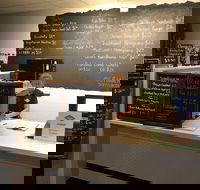 Lake Mulwala Hotel - Pubs Perth