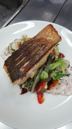 Turfside Bistro And Function Centre - Pubs Perth 0