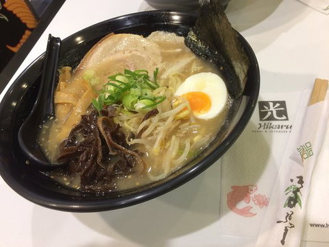 Hikaru Sushi And Japanese Food - Pubs Perth 3